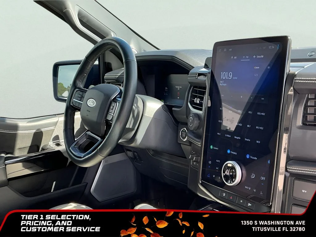 Used 2023 Gray Ford Platinum image 10