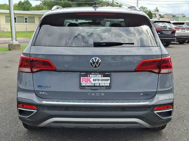 Used 2022 Gray Volkswagen 1.5T SEL image 6