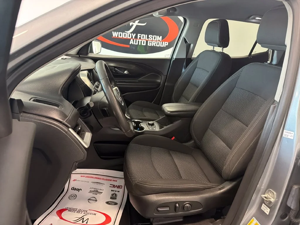 Used 2023 Silver GMC SLE image 12