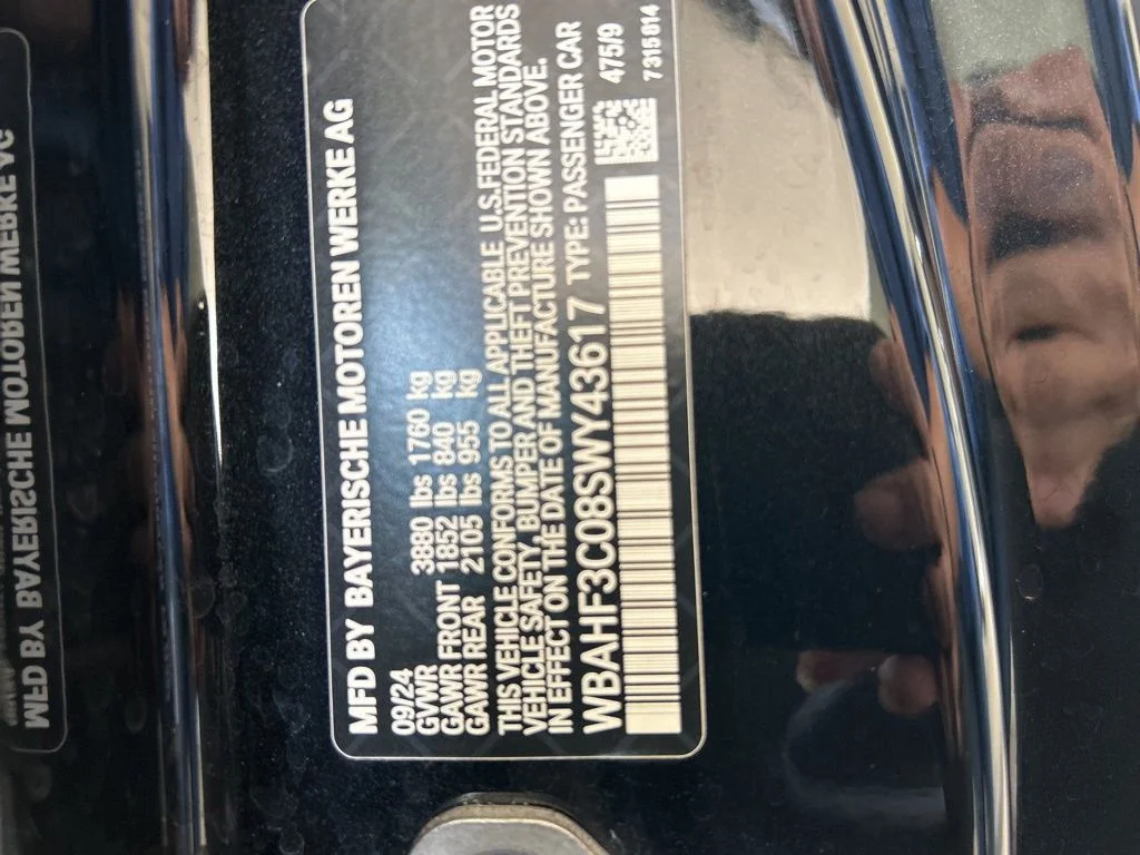 2025 BMW Z4 30i - Photo 37
