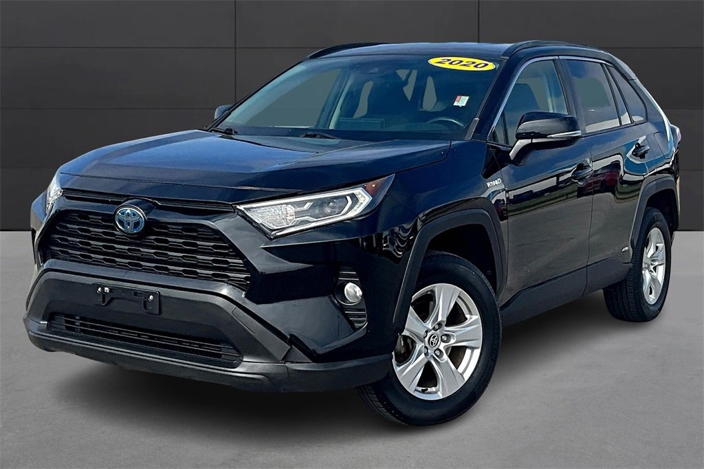 2020 Toyota RAV4 XLE