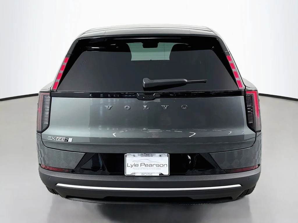 New 2027  Volvo  image 10