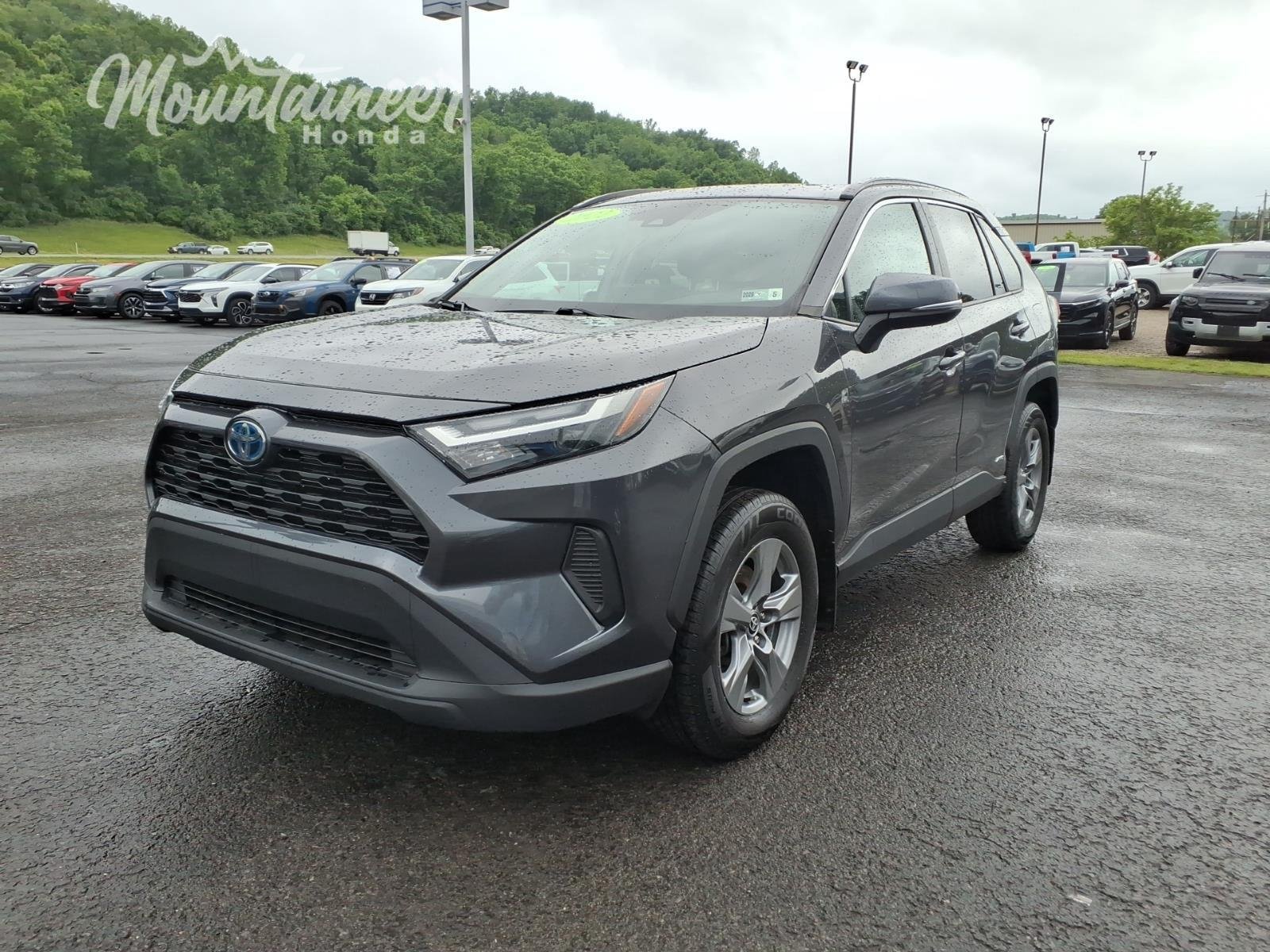 Used 2022 Magnetic Gray Metallic TOYOTA  image 3