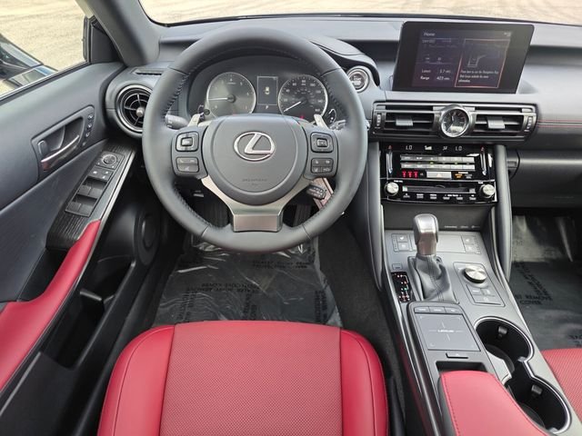 2025 Lexus IS 300 - Photo 20