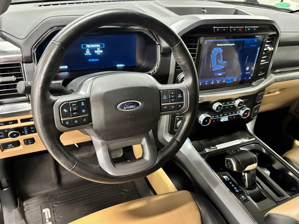 Used 2023 Blue Ford Lariat image 16