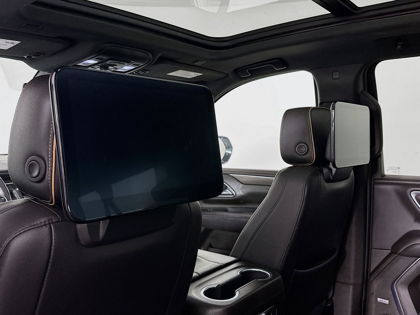 Used 2021 Summit White GMC AT4 image 31