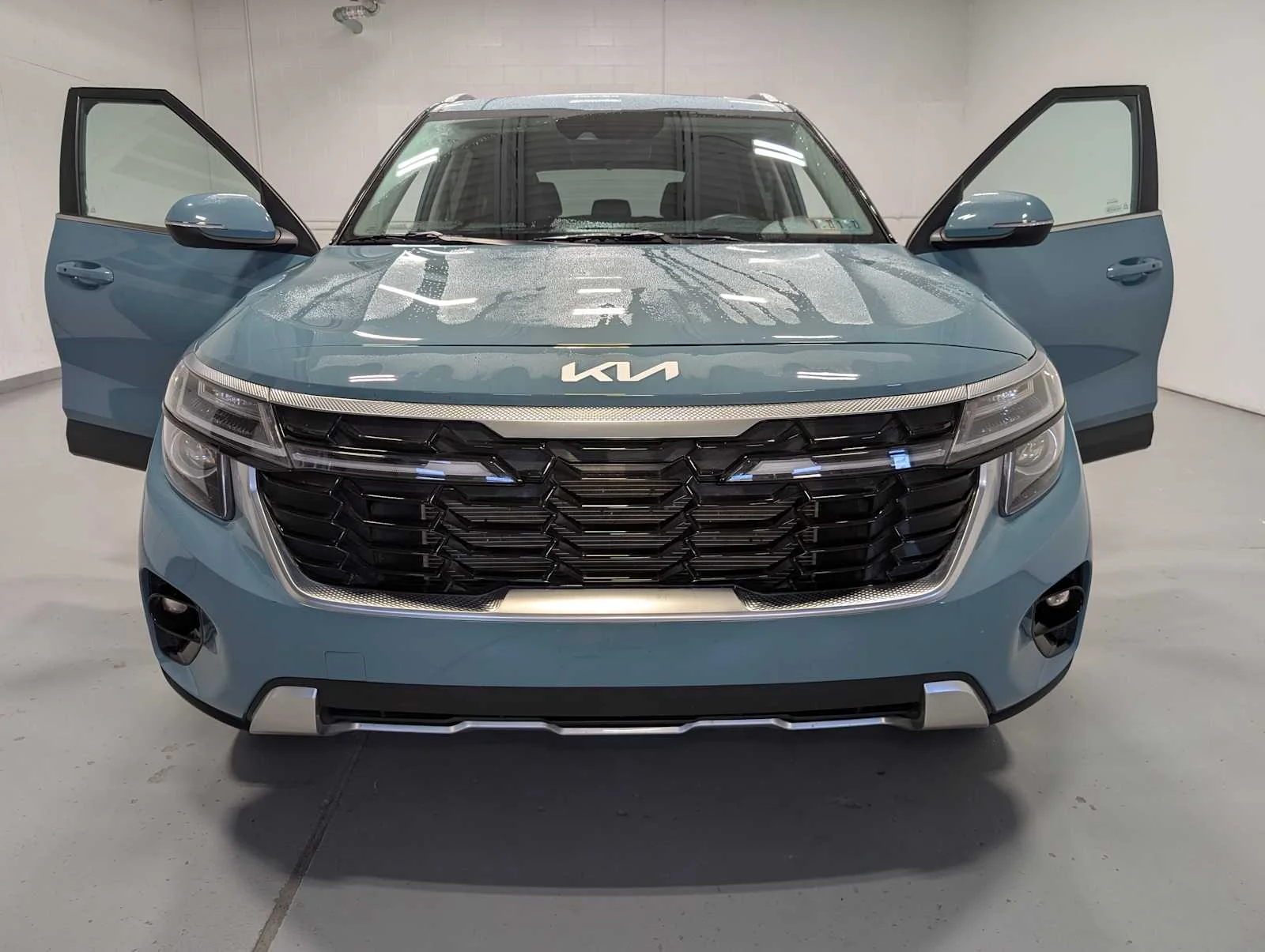 Certified Used 2024 Pluton Blue Kia EX image 14