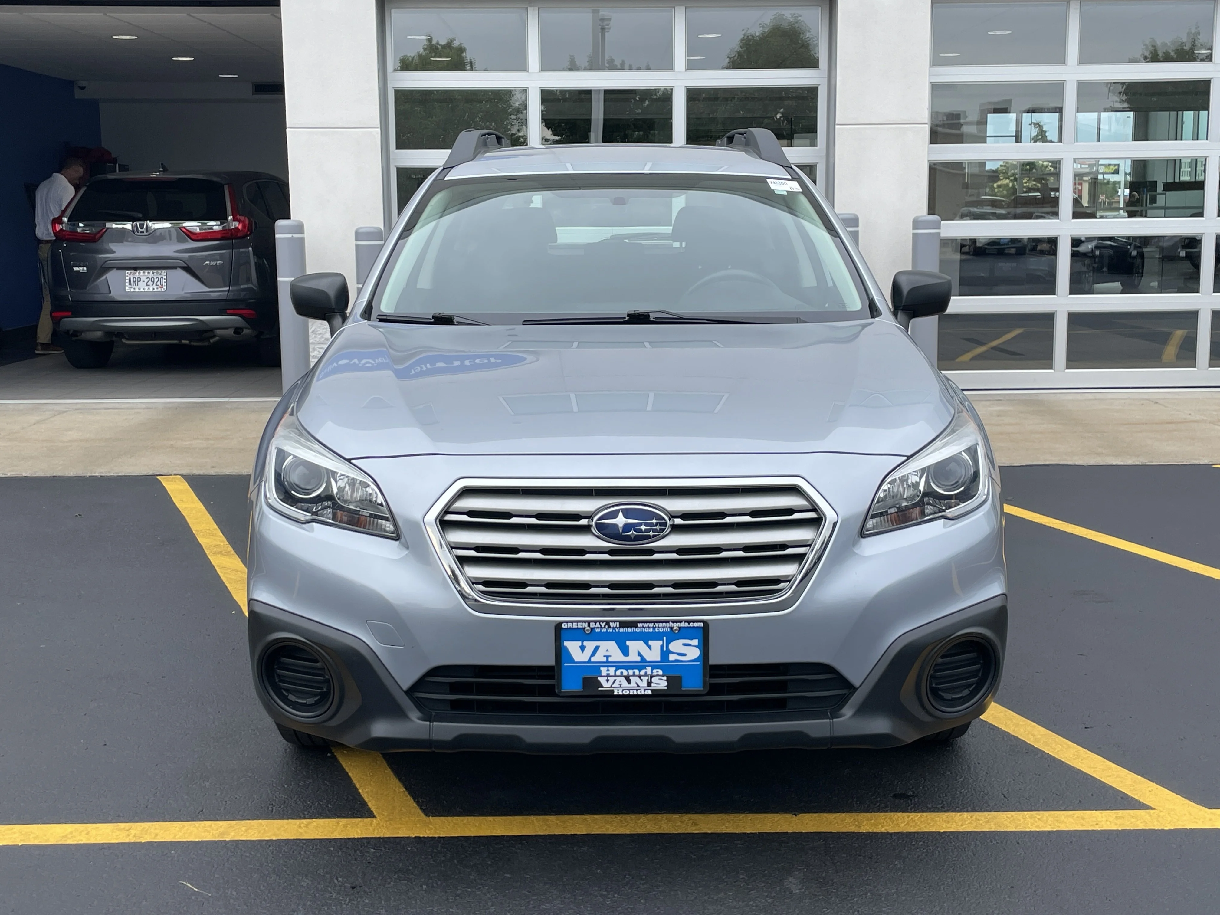 Used 2017 Ice Silver Metallic Subaru 2.5i image 2