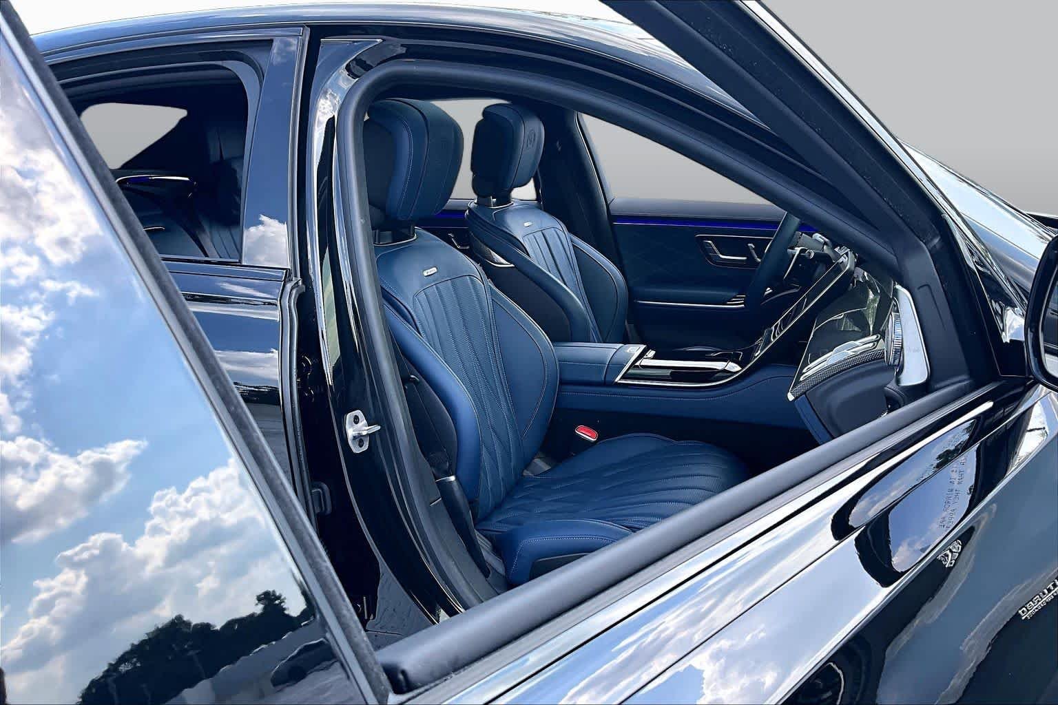 Used 2025 Obsidian Black Metallic Mercedes-Benz AMG® S 63 E image 9