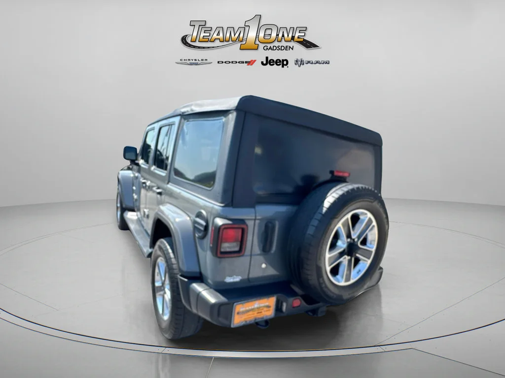 Used 2018 Sting-Gray Clearcoat Jeep Sahara image 8