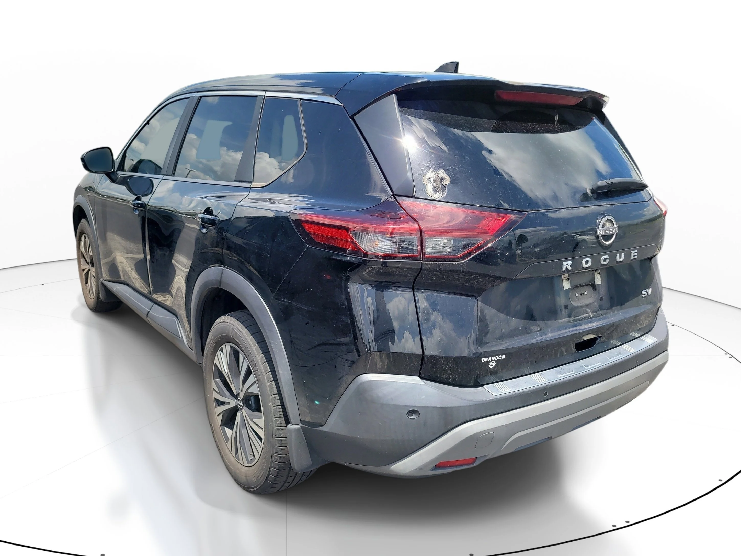 Used 2023 Super Black Nissan SV image 4