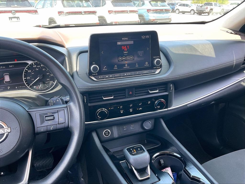 Used 2023 Glacier White Nissan S image 17