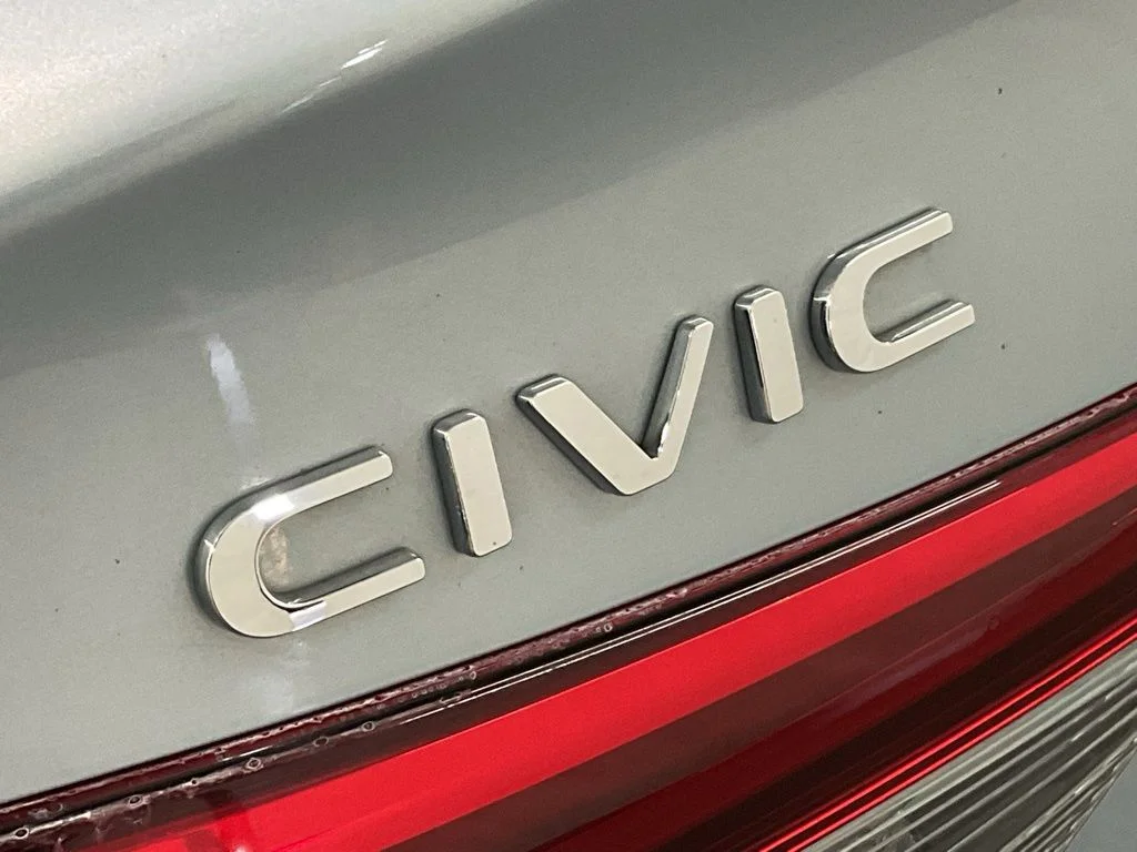2023 Honda Civic Touring - Photo 26