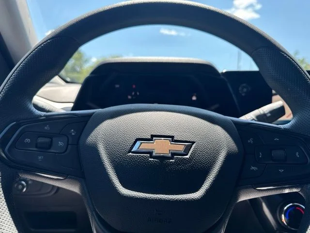 Used 2025 Gray Chevrolet LT image 25
