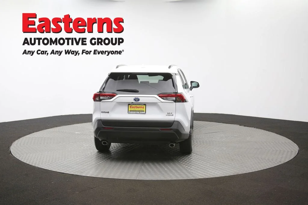 Used 2024 White Toyota XLE image 39