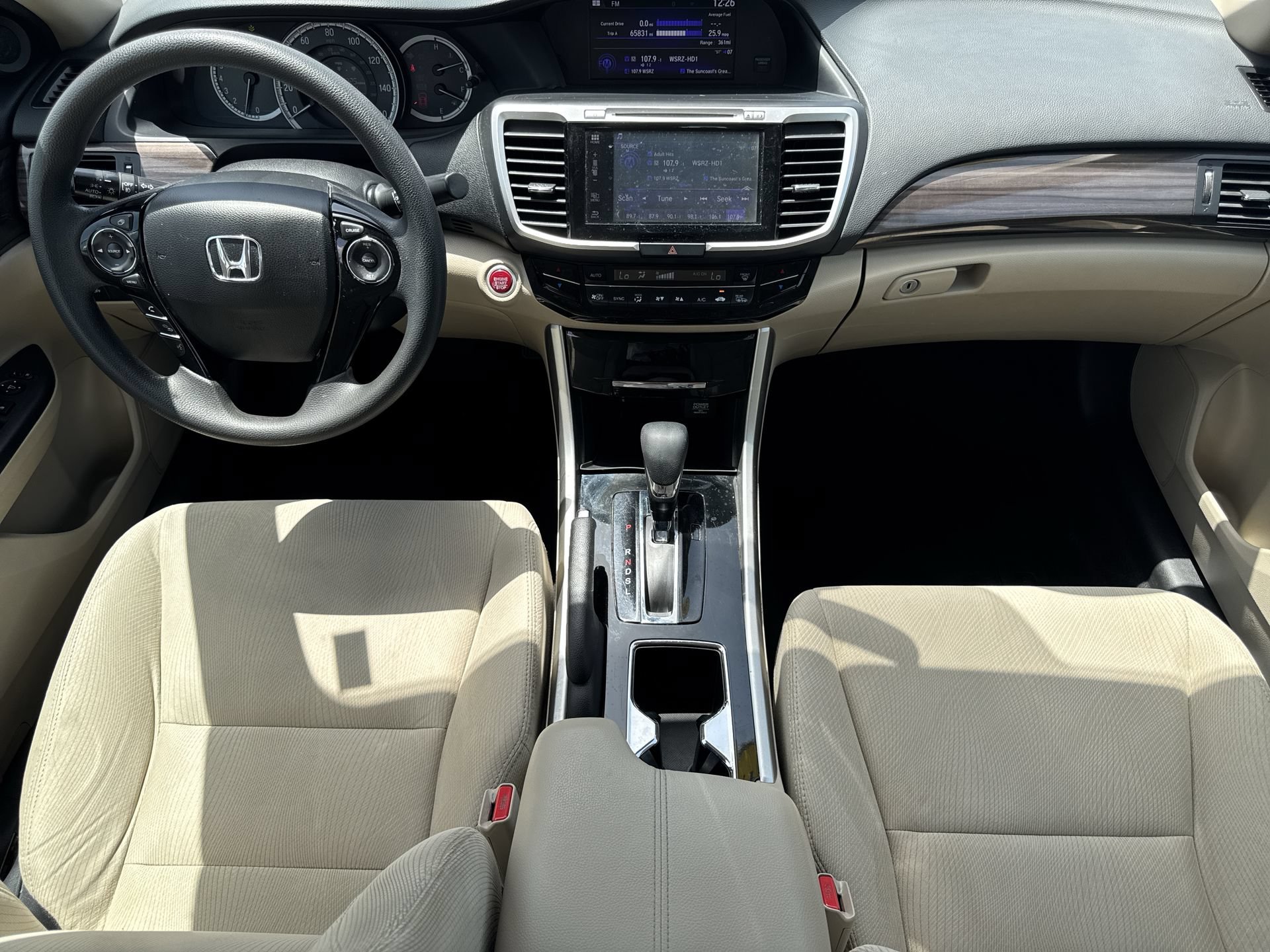 Used 2017 White Honda EX image 15