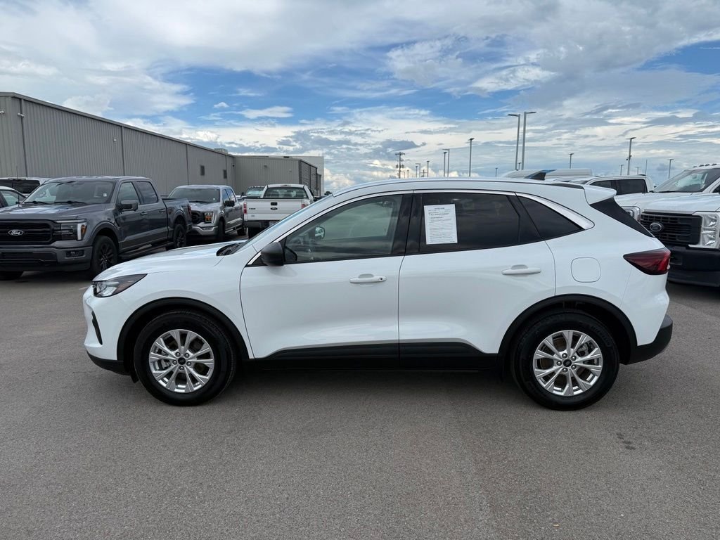 Used 2023 Oxford White Ford Active image 38