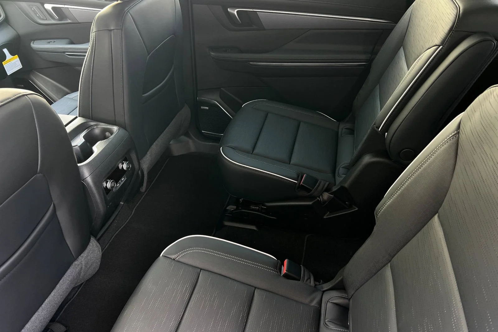 2026 Buick Enclave Sport Touring - Photo 9