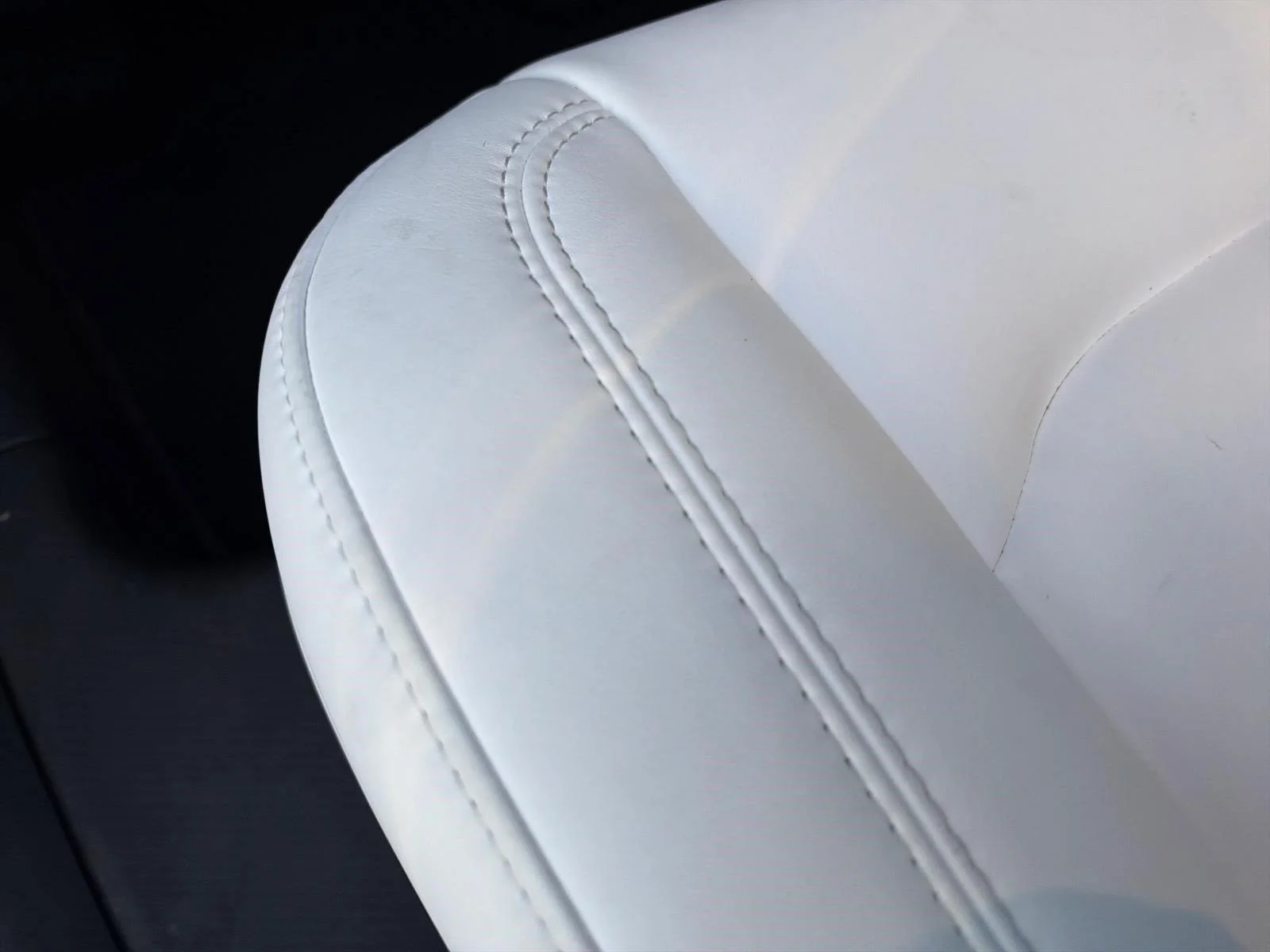 Used 2020  Tesla Long Range image 24