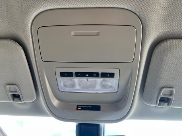 Used 2022 Beige Chevrolet Z71 image 41