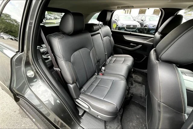 2025 Mazda CX-90 Preferred Package - Photo 11