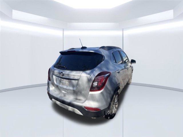 Used 2019 Silver Buick Preferred image 5