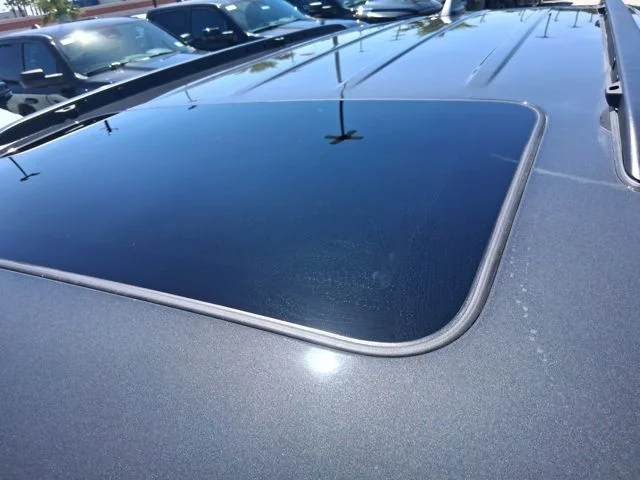 New 2026 Baltic Gray Metallic Clear-Coat Exterior Paint Jeep Altitude image 12