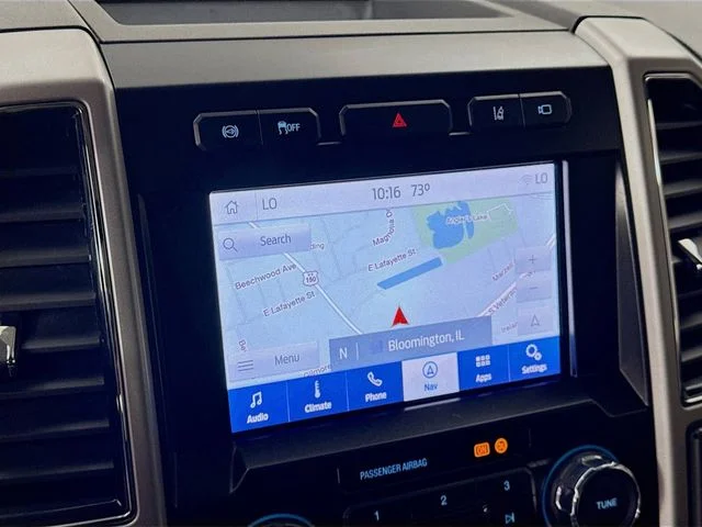 Used 2020 White Metallic Ford Lariat image 13