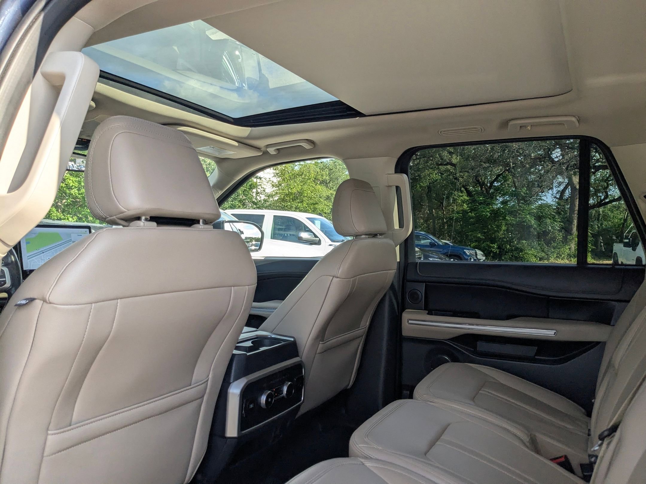 Used 2024 Black Metallic Ford Limited image 22