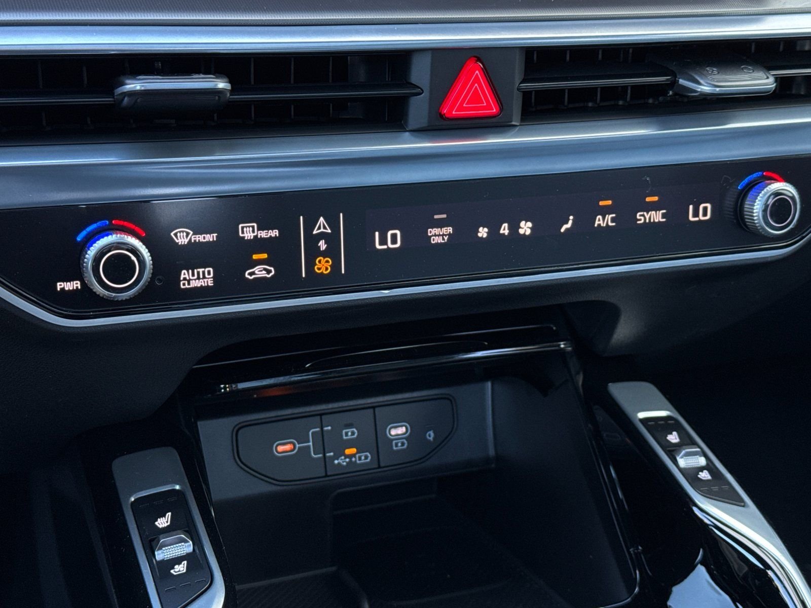 2025 Kia Sorento SX Prestige Hybrid - Photo 23