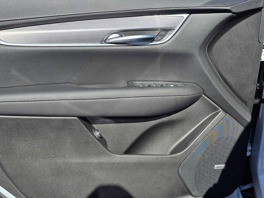 2026 Cadillac XT5 Luxury - Photo 11