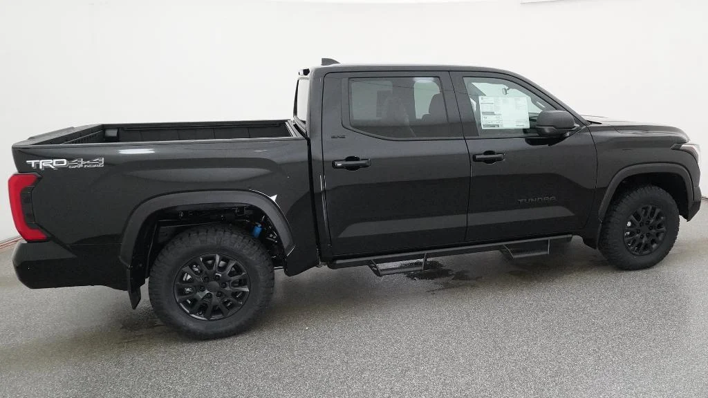 New 2026 Midnight Black Metallic Toyota SR5 image 44