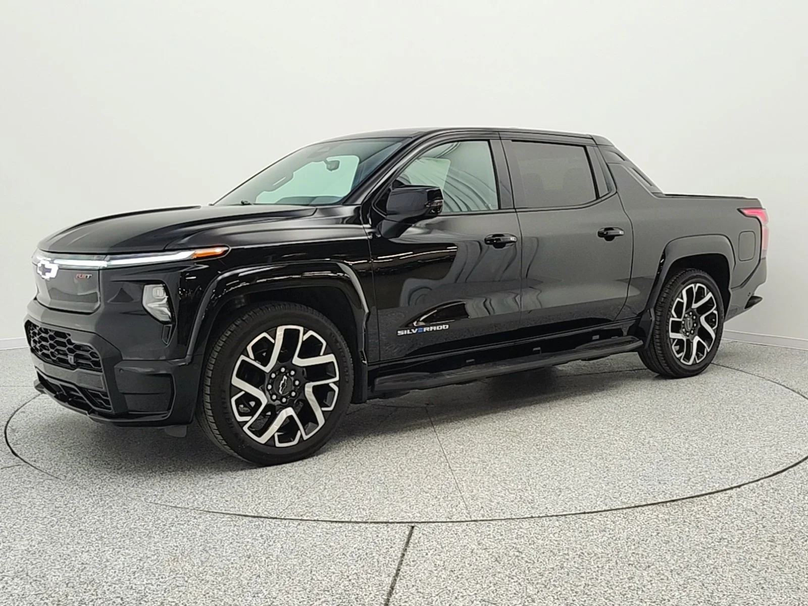 2024 Chevrolet Silverado EV RST's photo