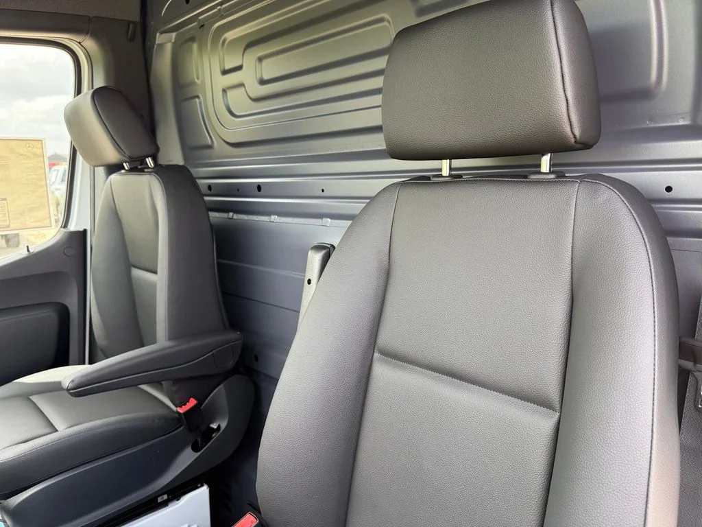 2025 Mercedes-Benz Sprinter Cargo Van Base - Photo 17