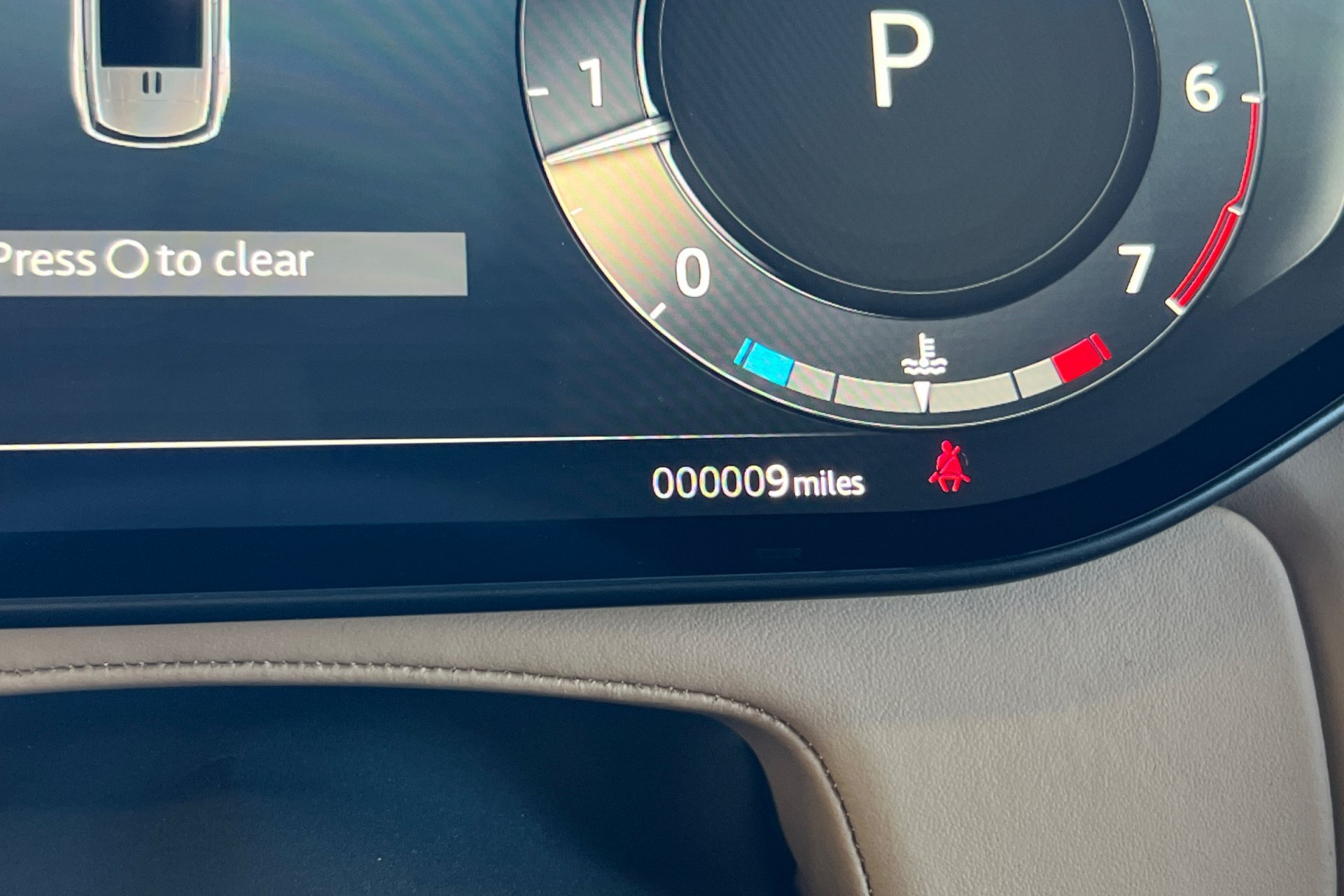 New 2026 Varesine Blue Land Rover Dynamic SE image 28
