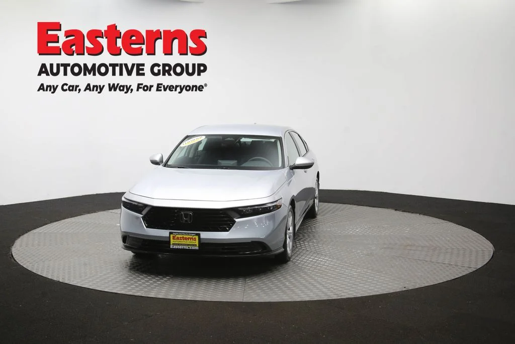 Used 2025 Silver Honda LX image 53