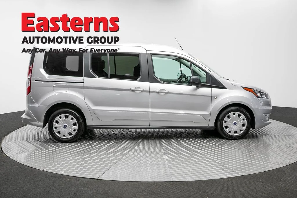 Used 2022 Silver Ford XLT image 4