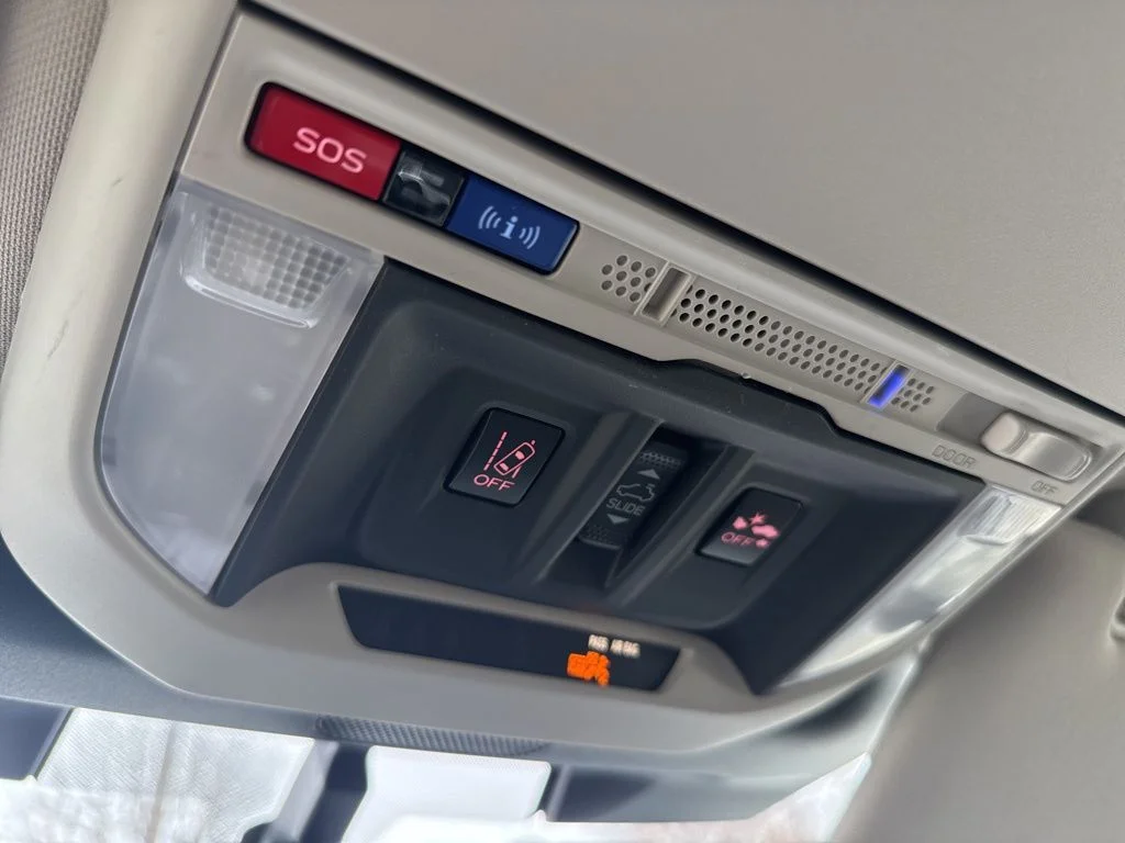Used 2022 Gray Subaru Touring image 18