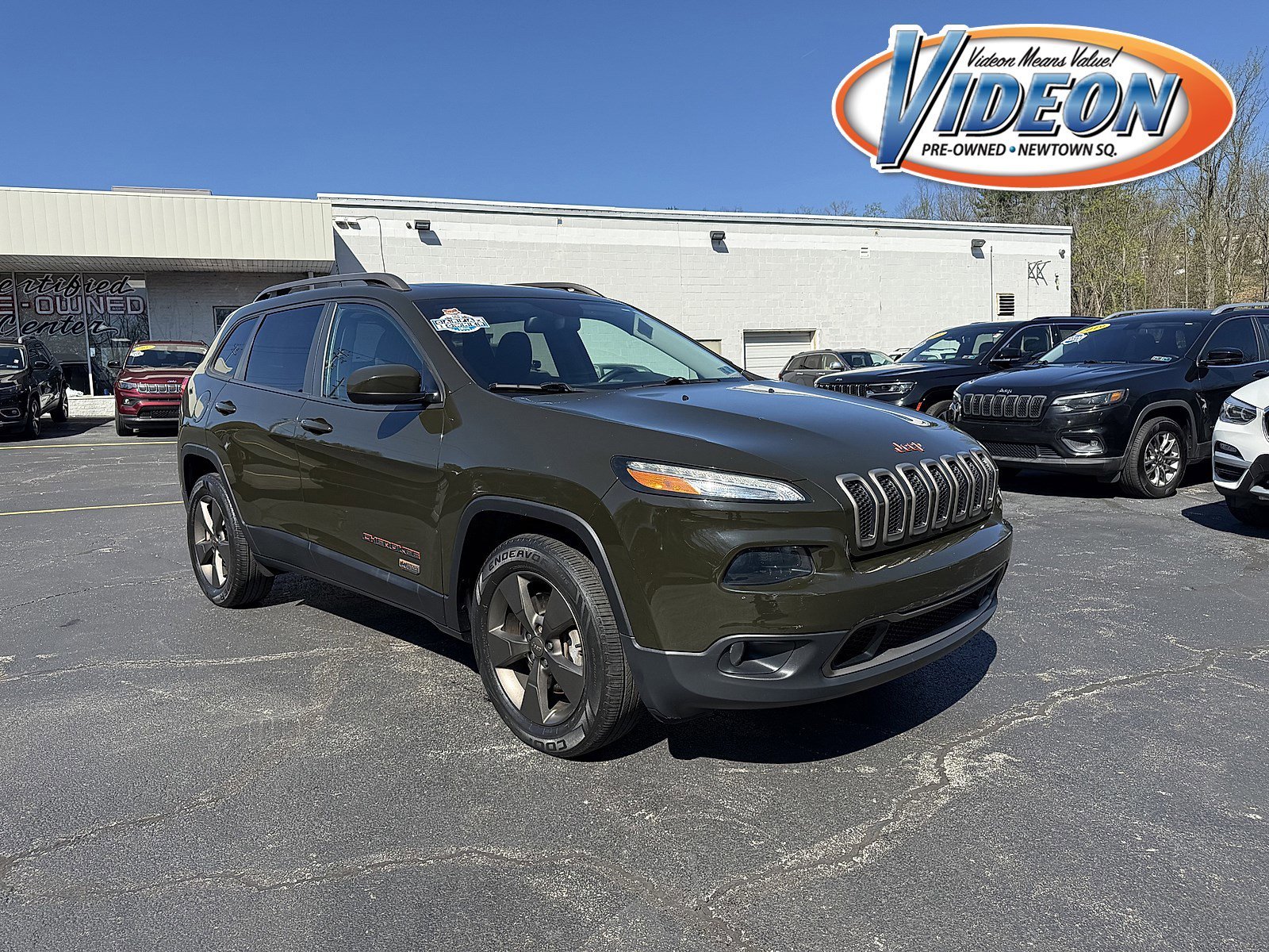 2016 Jeep Cherokee 75th Anniversary
