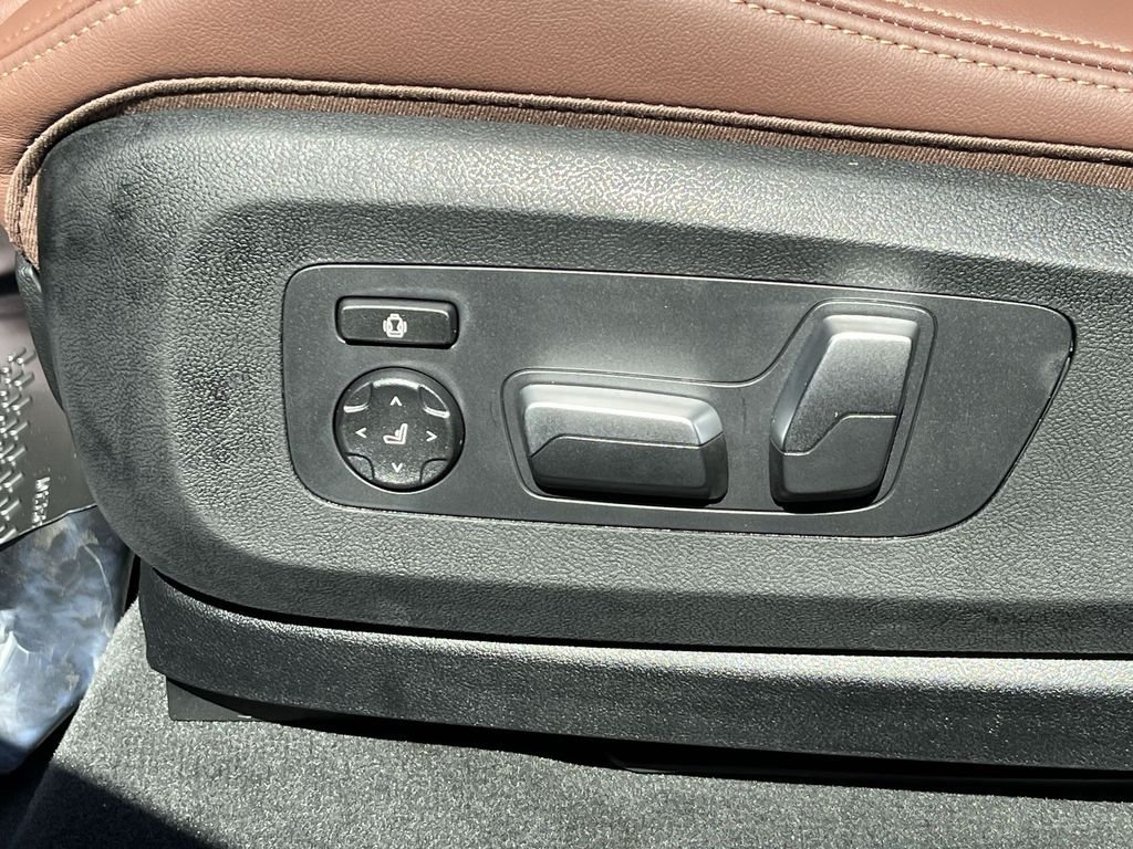 2026 BMW X5 40i - Photo 12