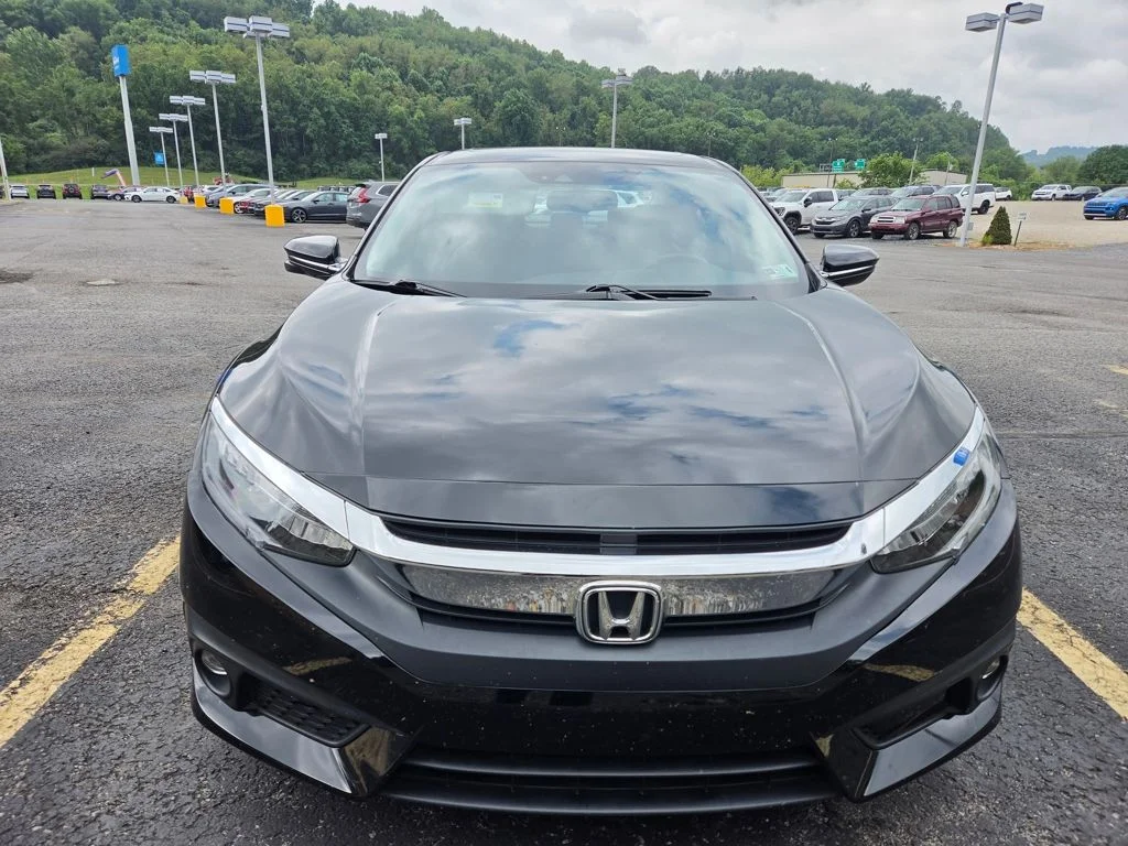 Used 2016 Black Honda Touring image 1