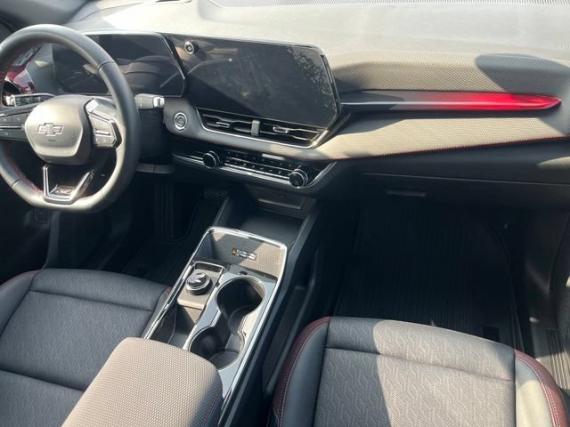 Used 2025 Mosaic Black Metallic Chevrolet RS image 18