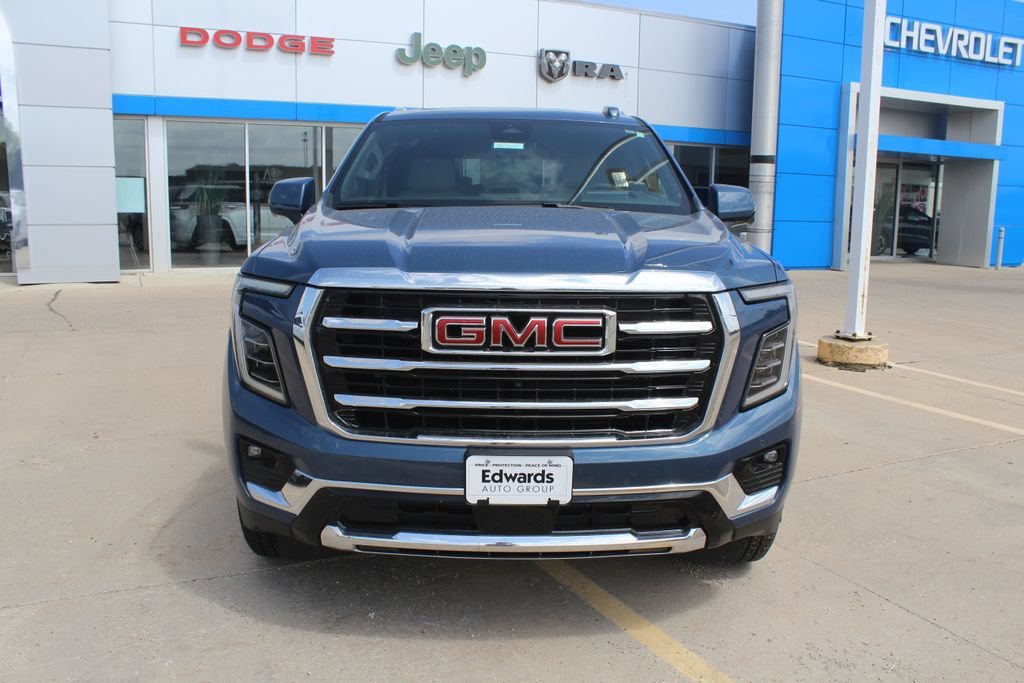 New 2026 Downpour Metallic GMC Elevation image 8
