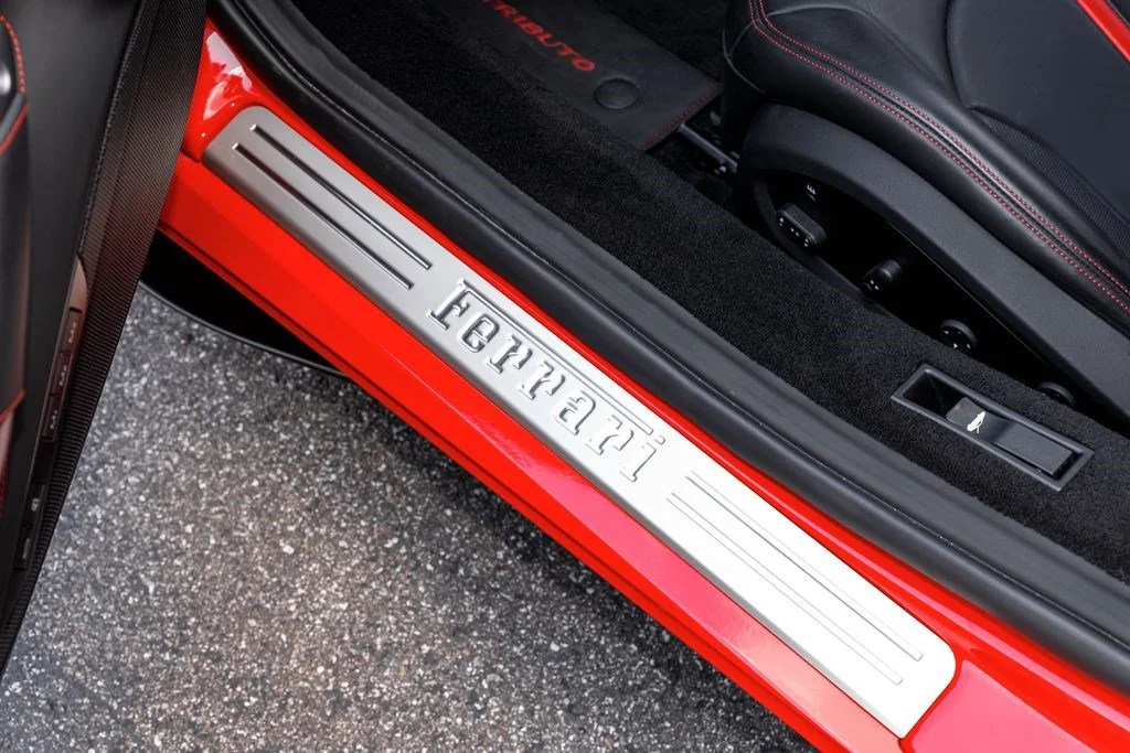 Used 2022 Rosso Scuderia Ferrari  image 27