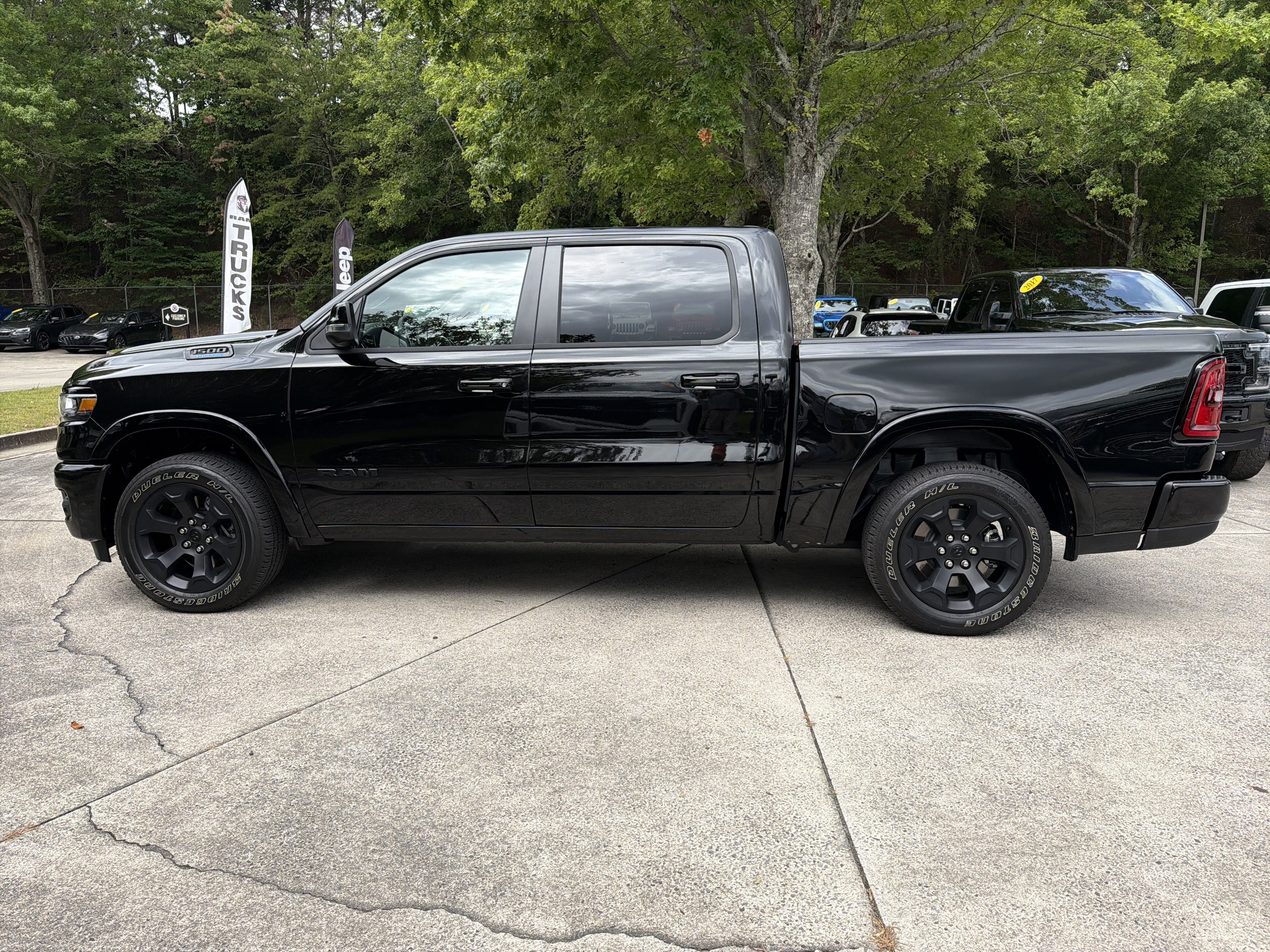 Used 2025 Diamond Black Crystal Pearlcoat Ram Big Horn image 9
