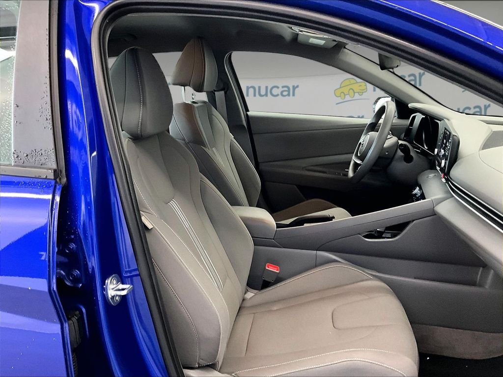 Used 2023 Blue Hyundai SEL image 11