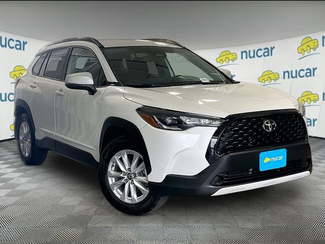 2024 Toyota Corolla Cross LE