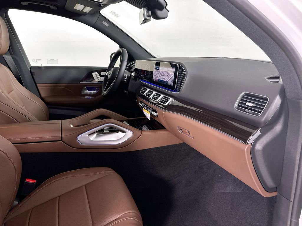New 2026 MANUFAKTUR Moonlight White Metallic Mercedes-Benz GLE 450 image 65