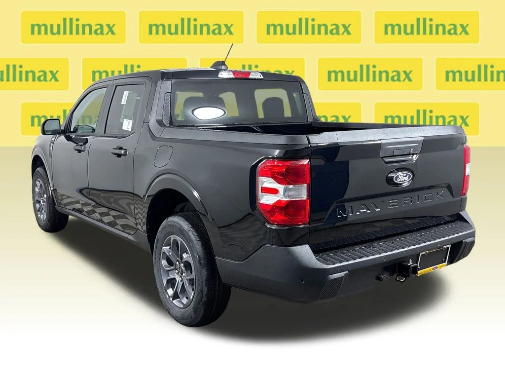 New 2026 Black Ford XLT image 10