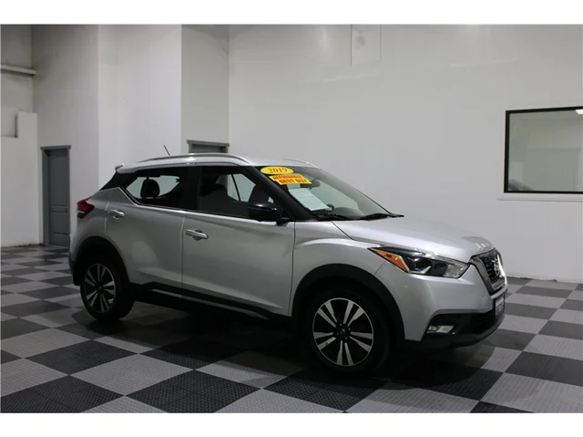2019 Nissan Kicks SR